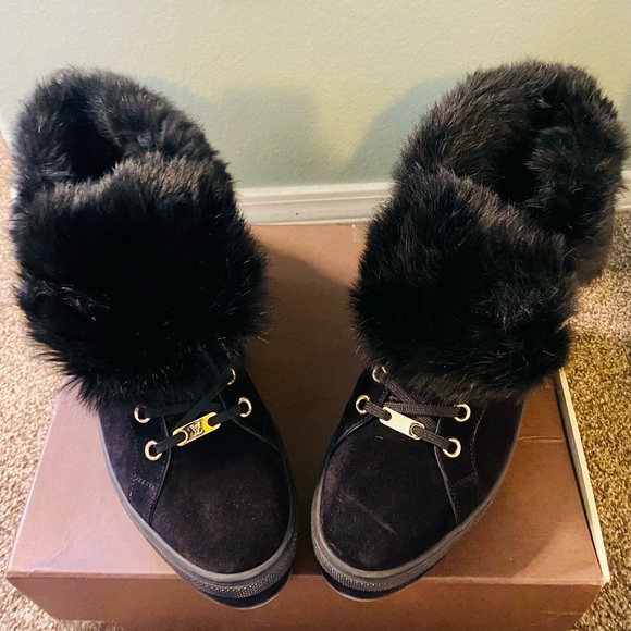 EUC Louis Vuitton Black Suede Rabbit Fur Jazzy High-Top Sneakers - Picture 6 of 15